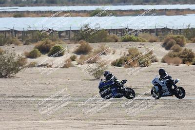 media/Nov-02-2025-CVMA (Sun) [[337aff29ab]]/Race 8-Formula Lightweight Twins Shootout/